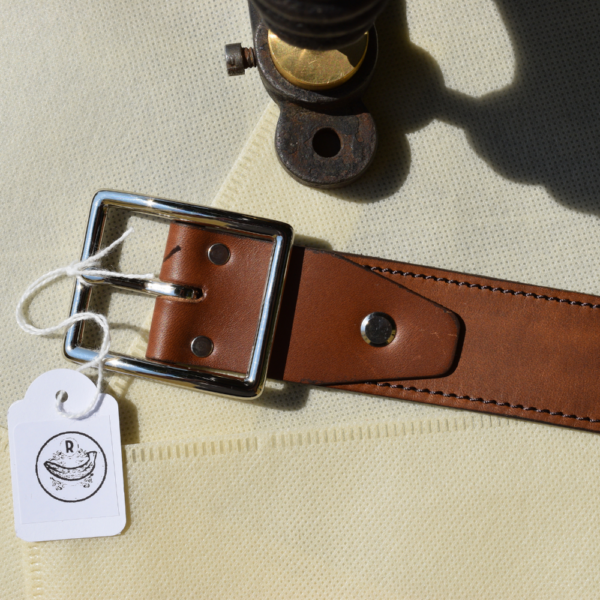 Ceinture en cuir marron Made in France de qualité, fait avec du cuir de vachette